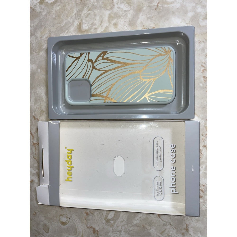 iphone 12 and 12Pro antimicrobial case light mint green & gold leaves wireless‎